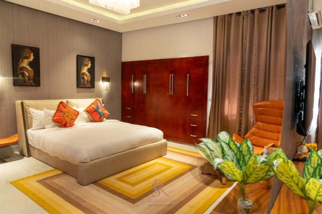 Sujimoto Residences Macdonald Lagos Esterno foto