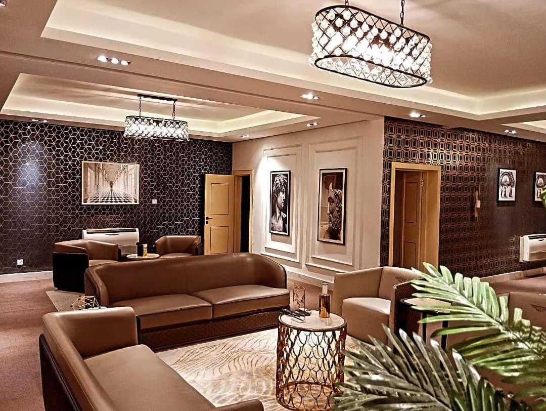Sujimoto Residences Macdonald Lagos Esterno foto