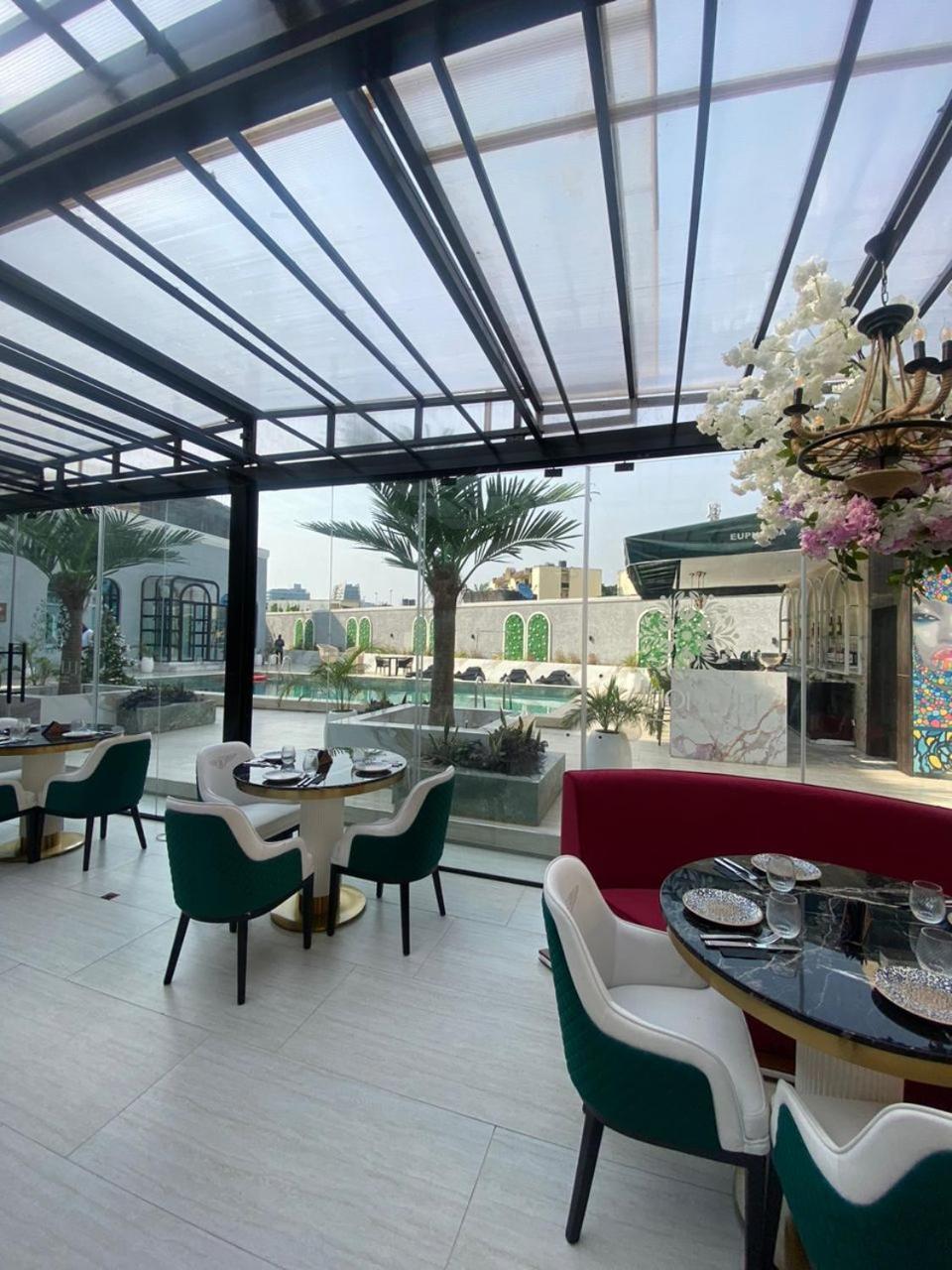 Sujimoto Residences Macdonald Lagos Esterno foto