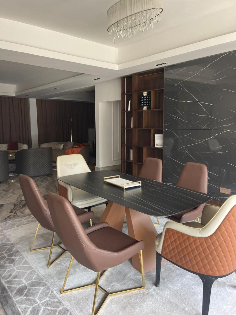 Sujimoto Residences Macdonald Lagos Esterno foto